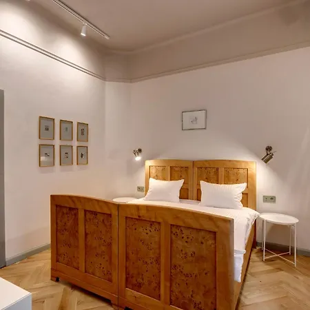Loevith Apartment *